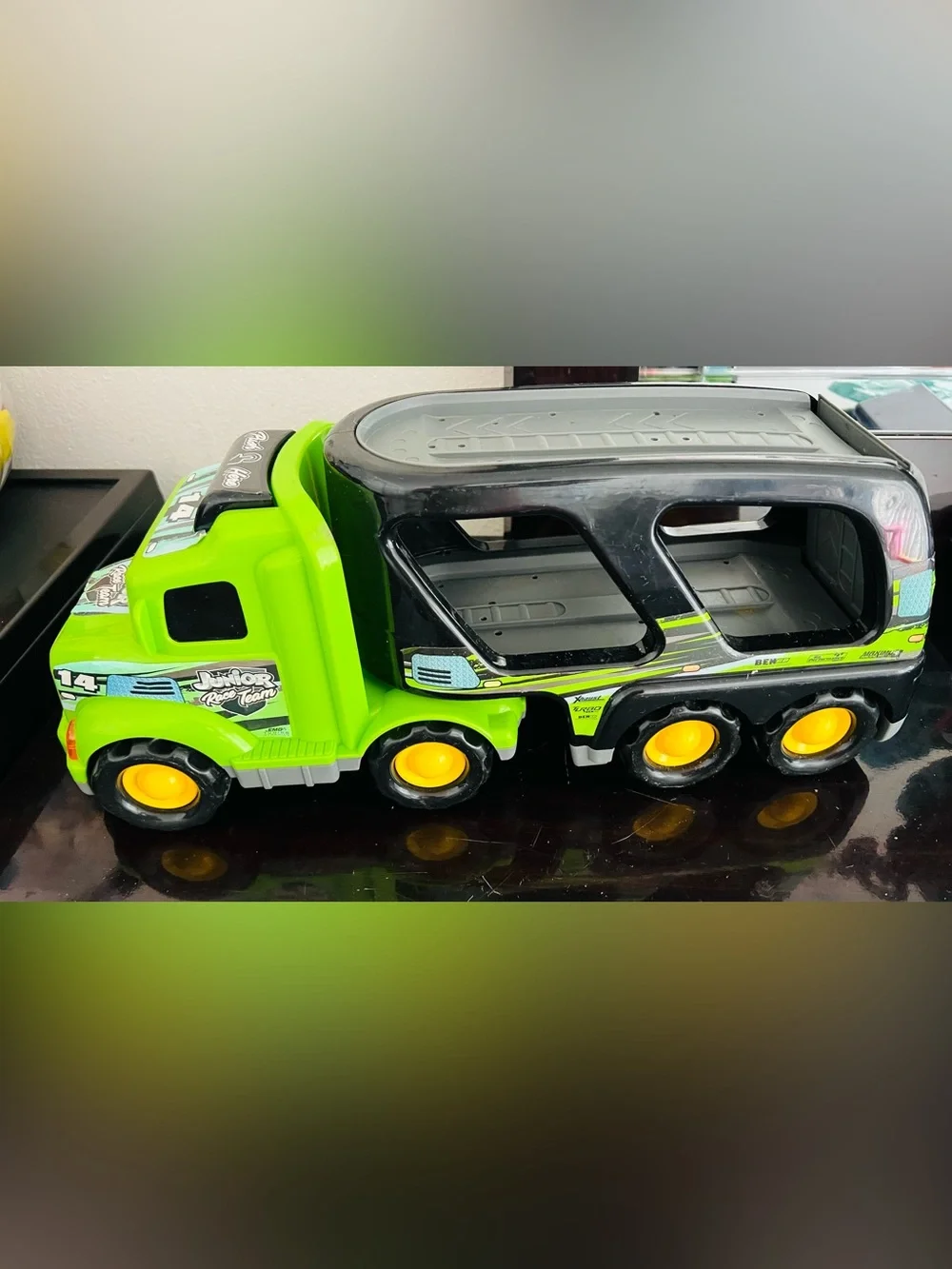 Green Race Team car carries Toy Truck Kids  With 2 Racing Car Set - Toy Vehicle
